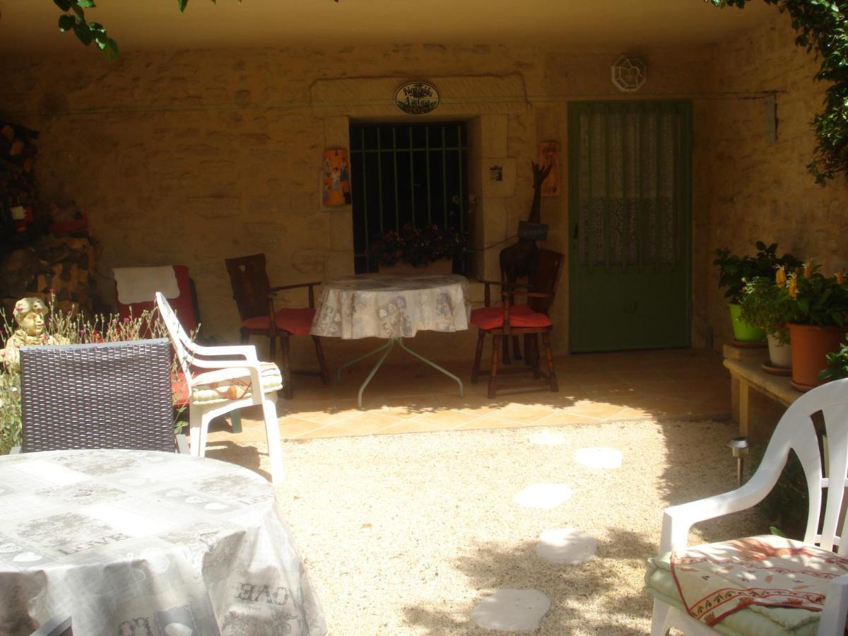 Locastillon Luaran gambar