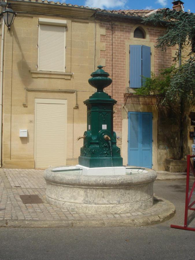 Locastillon Luaran gambar